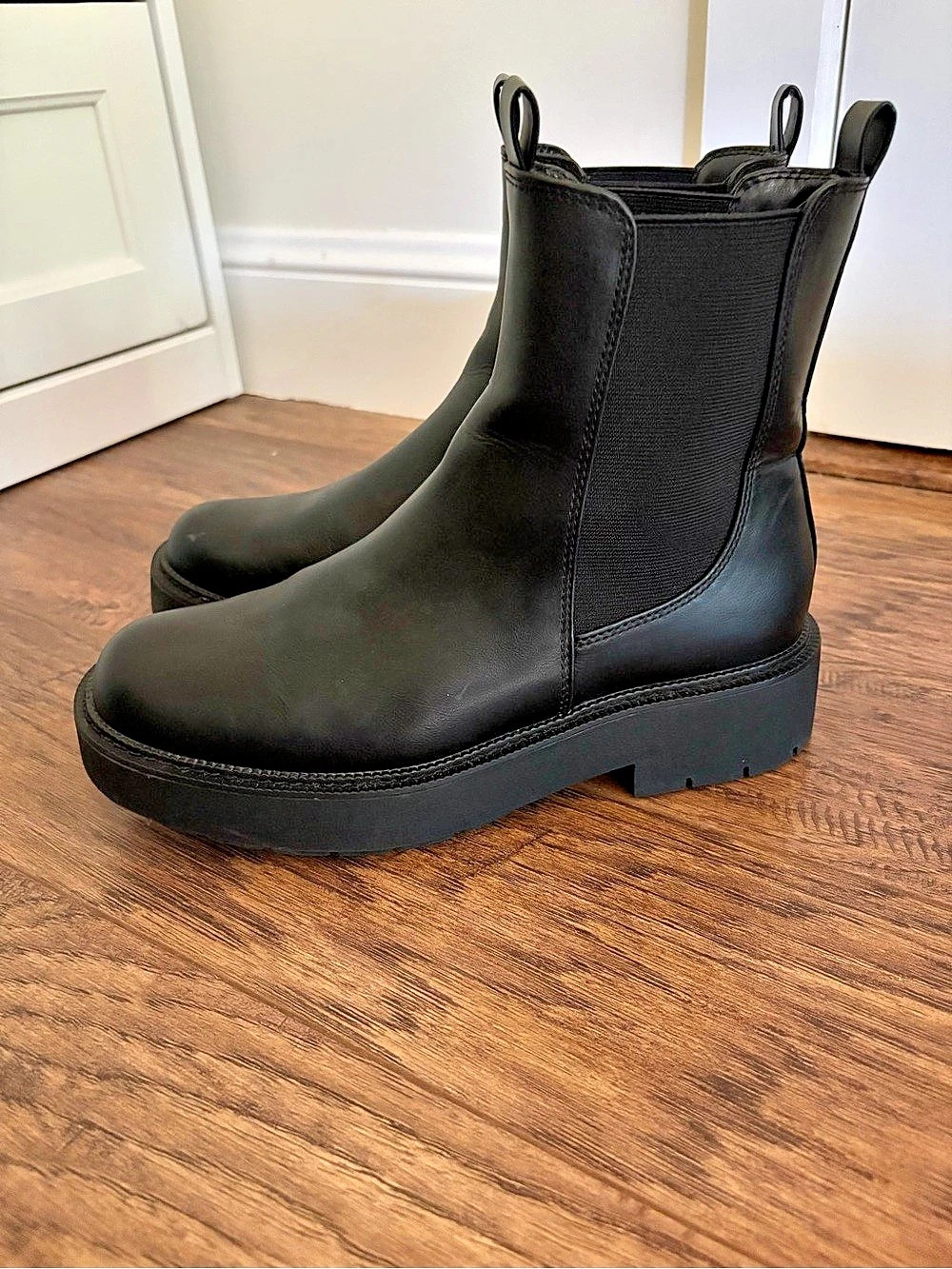Target Black Leather Chelsea Ankle Boots20